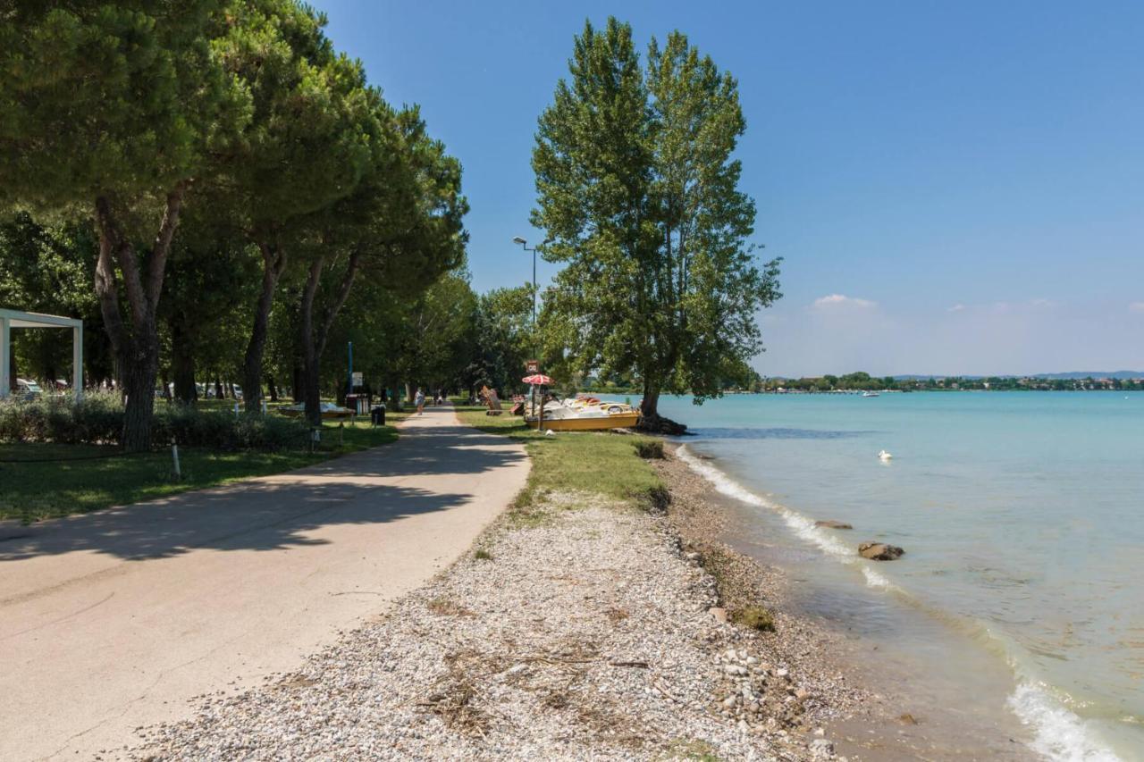 Villa Elisea Sirmione Exterior photo