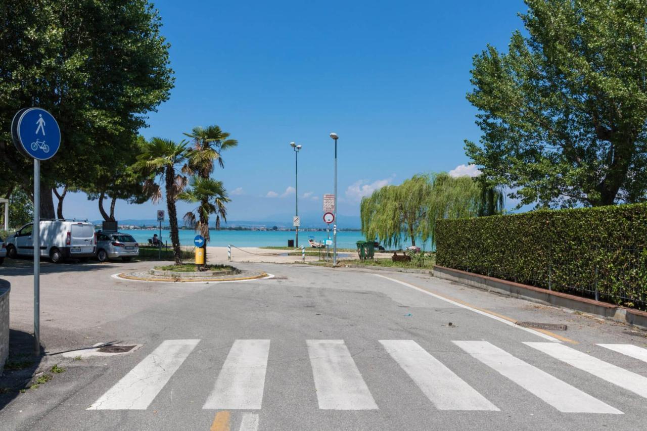 Villa Elisea Sirmione Exterior photo